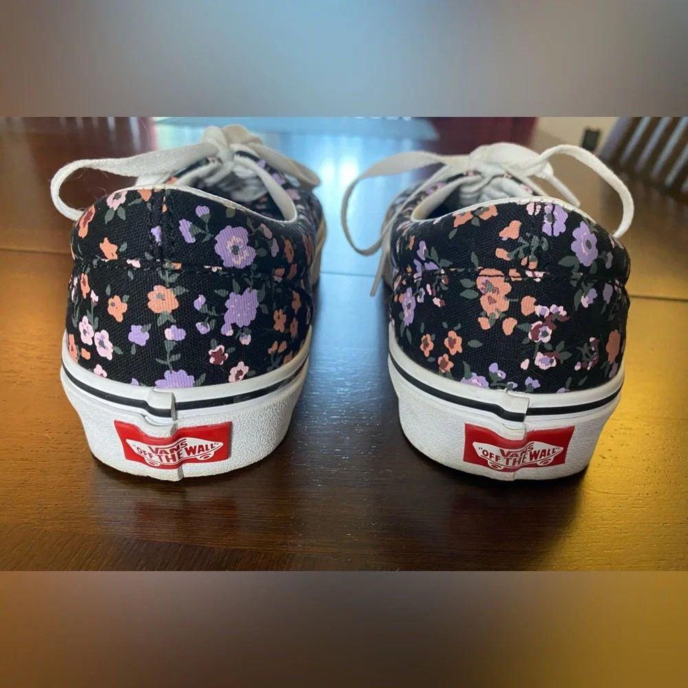 Vans Flowers floral black women’s size 8 men’s size 6.5 - Picture 3 of 5